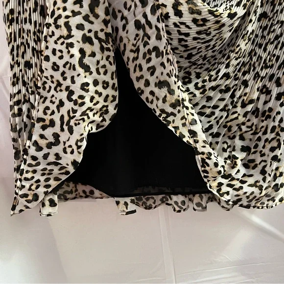 BANANA REPUBLIC SKIRT, Size 10P, Leopard Print Lined Mini Skirt w/ Pleats, NEW. - Picture 6 of 10